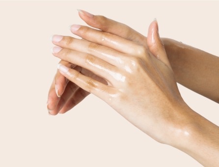 Що робити якщо сильно потіють руки? | Анакосма Що робити якщо сильно потіють руки?